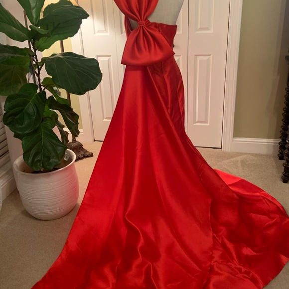 Jovani one shoulder evening gown NWT!! - Picture 5 of 5